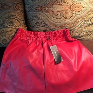Women’s faux leather skirt